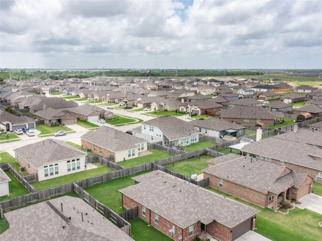 8118 Coral Drive, Texas City, TX 77591