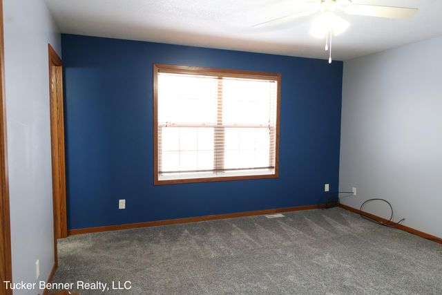 4122 W Duck Lake Road, Whitehall, MI 49461