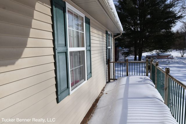 4122 W Duck Lake Road, Whitehall, MI 49461