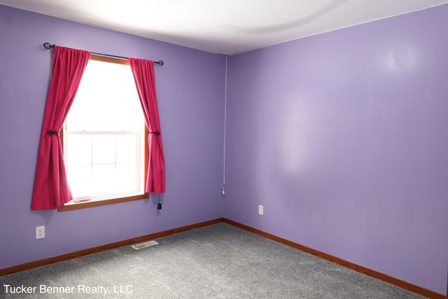 4122 W Duck Lake Road, Whitehall, MI 49461