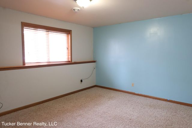 4122 W Duck Lake Road, Whitehall, MI 49461