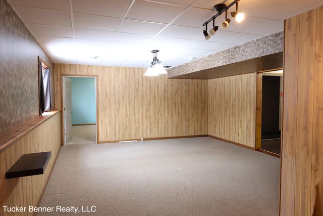 4122 W Duck Lake Road, Whitehall, MI 49461