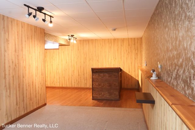 4122 W Duck Lake Road, Whitehall, MI 49461