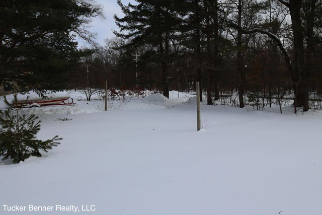 4122 W Duck Lake Road, Whitehall, MI 49461