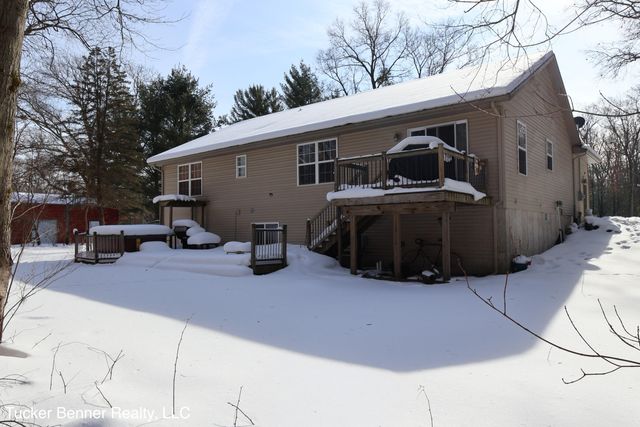 4122 W Duck Lake Road, Whitehall, MI 49461