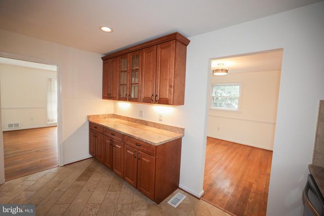 1205 COLLINGWOOD RD, Alexandria, VA 22308
