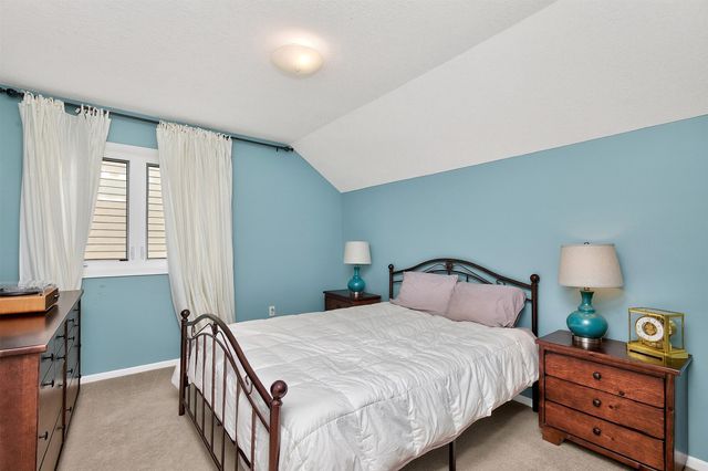 158 56th Place, West Des Moines, IA 50266