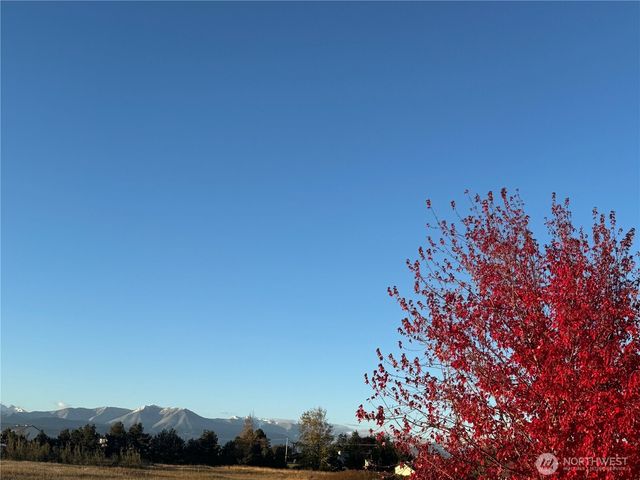 73 Cobb Circle, Sequim, WA 98382