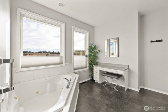 73 Cobb Circle, Sequim, WA 98382