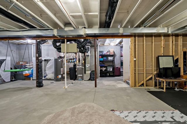 20502 Granville Lane, Lakeville, MN 55044