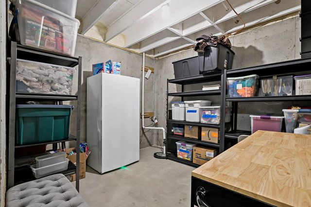 20502 Granville Lane, Lakeville, MN 55044