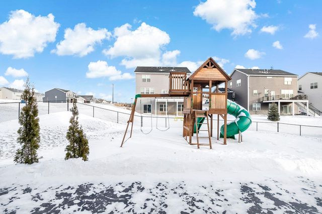 20502 Granville Lane, Lakeville, MN 55044