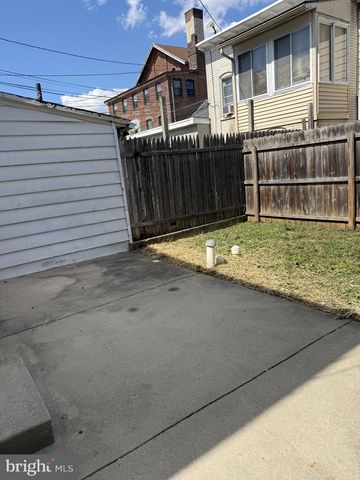 317 N 13TH ST, Allentown, PA 18102