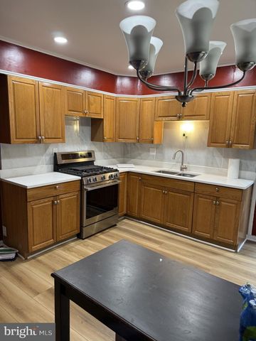 317 N 13TH ST, Allentown, PA 18102