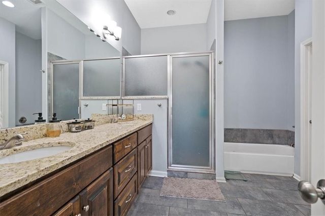 16746 Ruby Way, Basehor, KS 66007