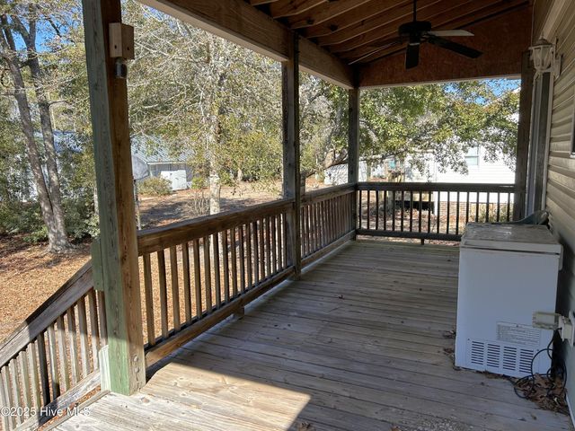 115 NW 20th Street, Oak Island, NC 28465
