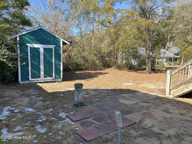 115 NW 20th Street, Oak Island, NC 28465