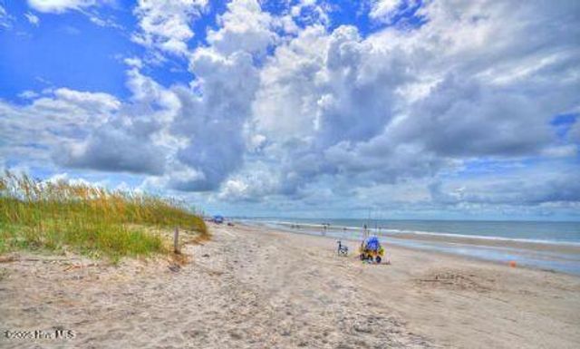 115 NW 20th Street, Oak Island, NC 28465