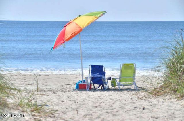 115 NW 20th Street, Oak Island, NC 28465