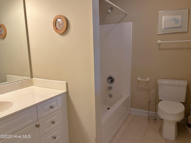 115 NW 20th Street, Oak Island, NC 28465