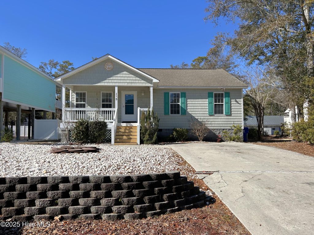 115 NW 20th Street, Oak Island, NC 28465