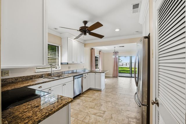 911 NW Sunset Terrace, Stuart, FL 34994