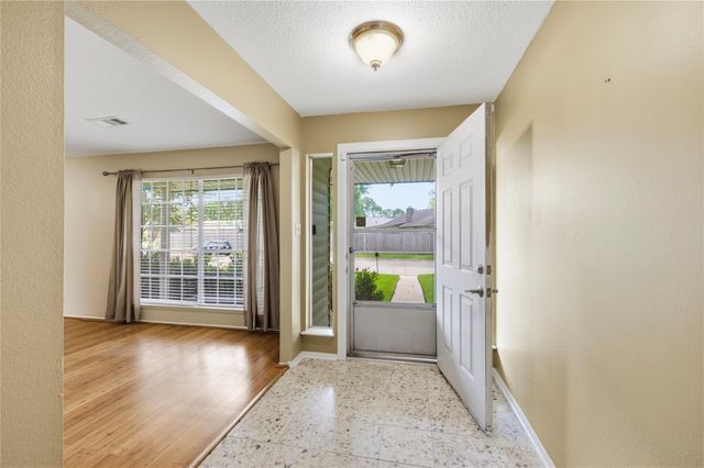 1115 Newport Boulevard, League City, TX 77573