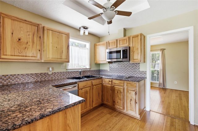 1115 Newport Boulevard, League City, TX 77573