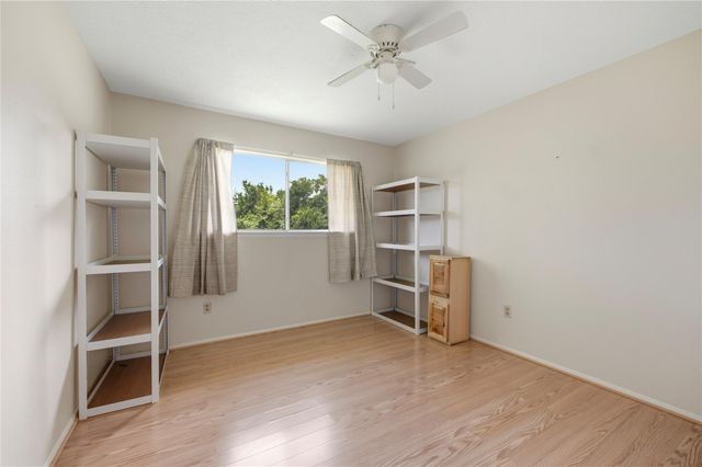 1115 Newport Boulevard, League City, TX 77573