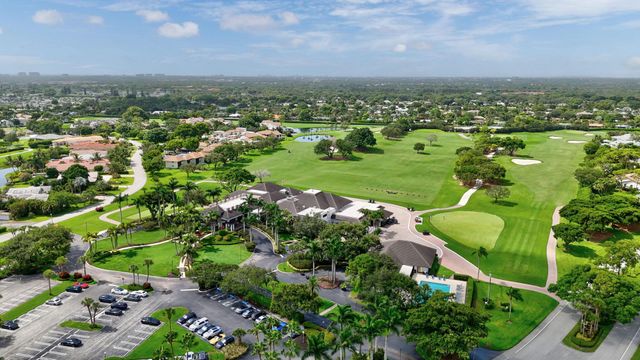 4787 Pineview Circle, Delray Beach, FL 33445