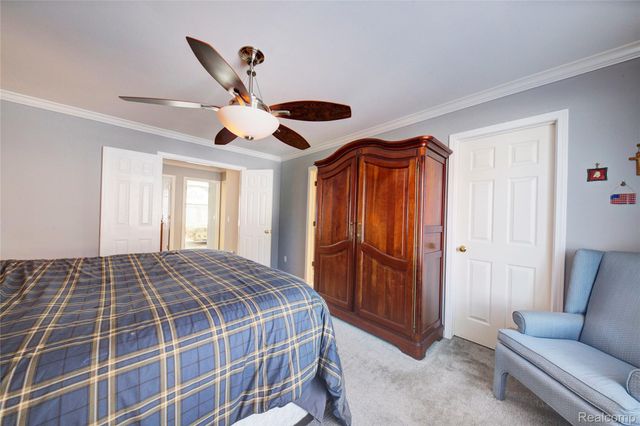 46822 Springhill Drive, Shelby Charter Township, MI 48317