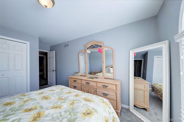 46822 Springhill Drive, Shelby Charter Township, MI 48317