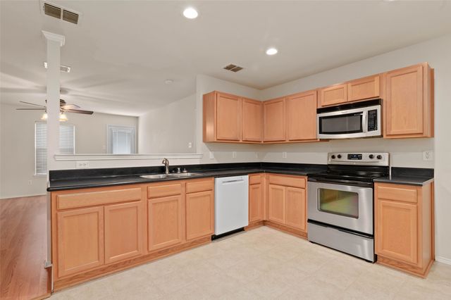 2920 Groveland Court, Denton, TX 76210