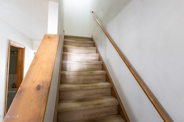 38 Autumn Lane, Queensbury, NY 12804