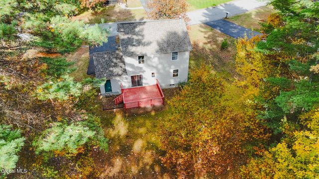 38 Autumn Lane, Queensbury, NY 12804