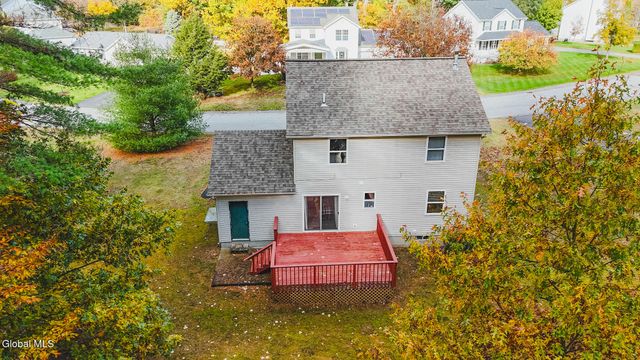 38 Autumn Lane, Queensbury, NY 12804