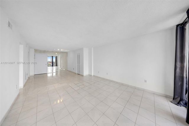 1865 79th St Cswy 14D, North Bay Village, FL 33141