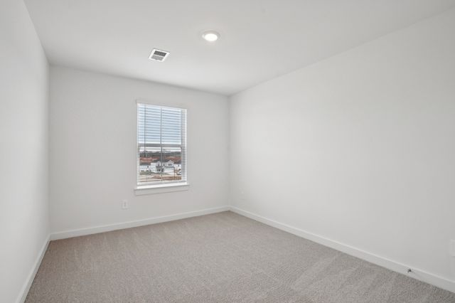 2373 Woodmeadow Dr, Clarksville, TN 37043