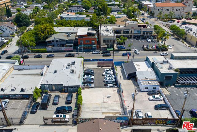 5725 Melrose Avenue, Los Angeles, CA 90038