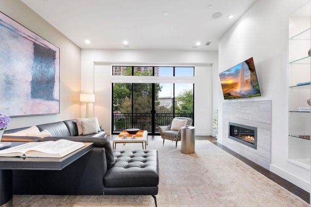 205 Portland Street, Houston, TX 77006