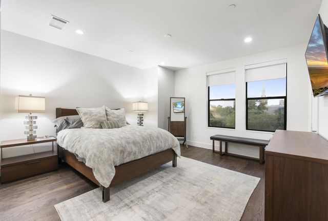 205 Portland Street, Houston, TX 77006