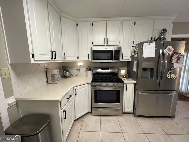 610 Youngs Mill Road, Lagrange, GA 30241