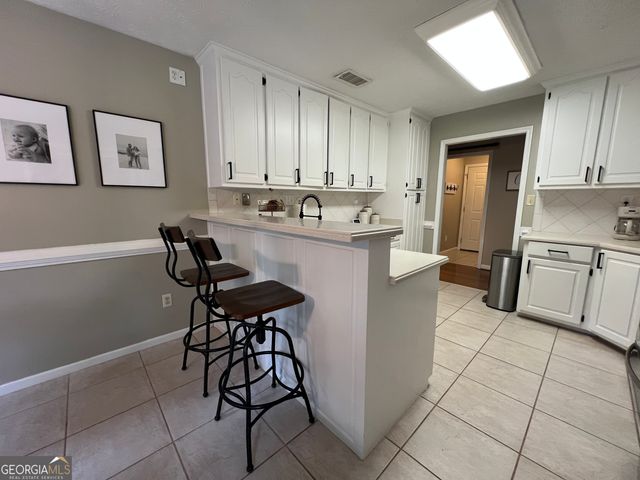 610 Youngs Mill Road, Lagrange, GA 30241
