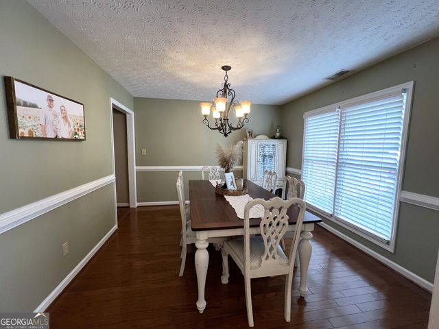 610 Youngs Mill Road, Lagrange, GA 30241