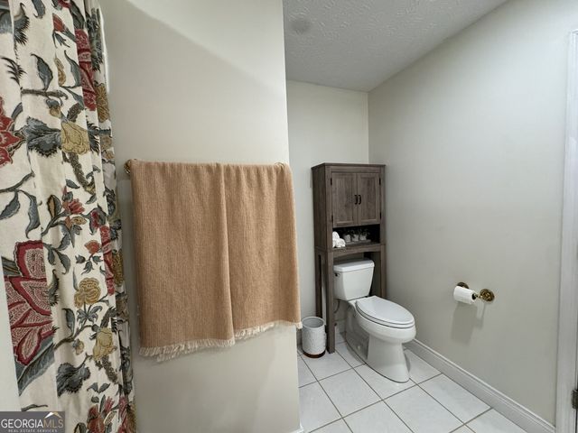 610 Youngs Mill Road, Lagrange, GA 30241
