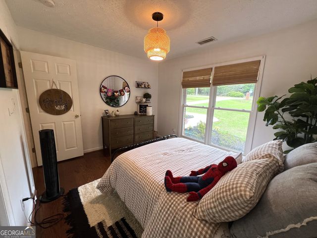 610 Youngs Mill Road, Lagrange, GA 30241