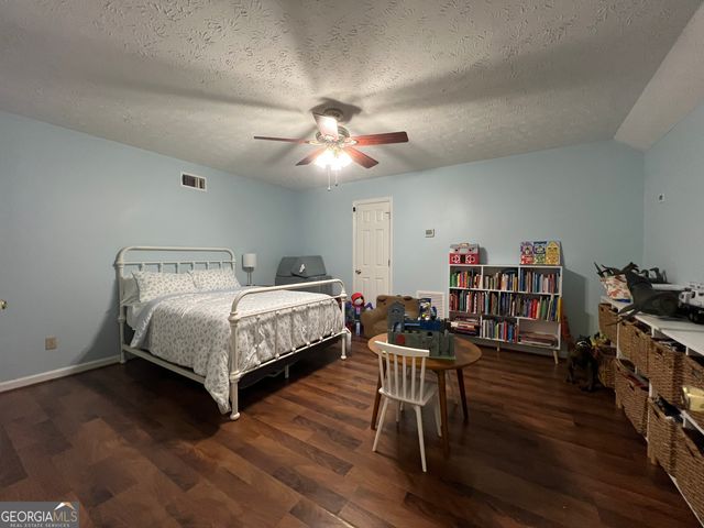 610 Youngs Mill Road, Lagrange, GA 30241