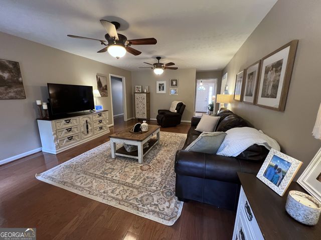 610 Youngs Mill Road, Lagrange, GA 30241