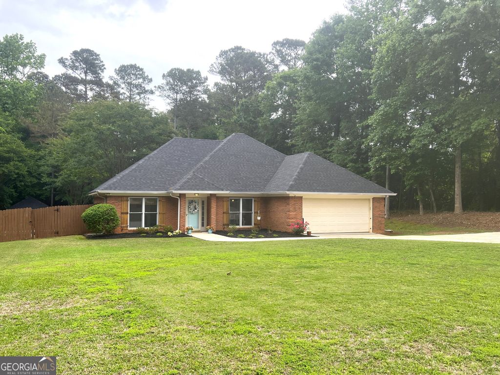 610 Youngs Mill Road, Lagrange, GA 30241