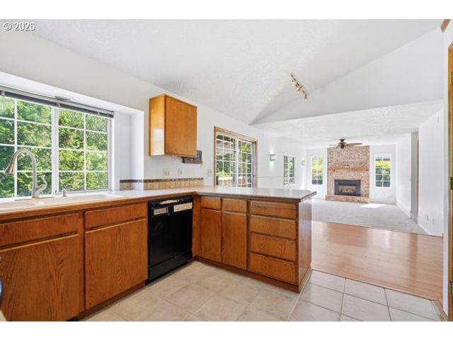 1629 Se ELLIOTT Ave, Gresham, OR 97080